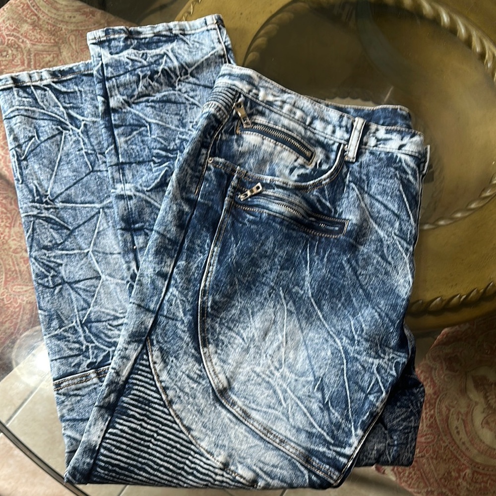 Stylish Blue Jeans for Men
